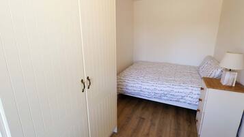 4 bedrooms, individually decorated, individually furnished, free WiFi