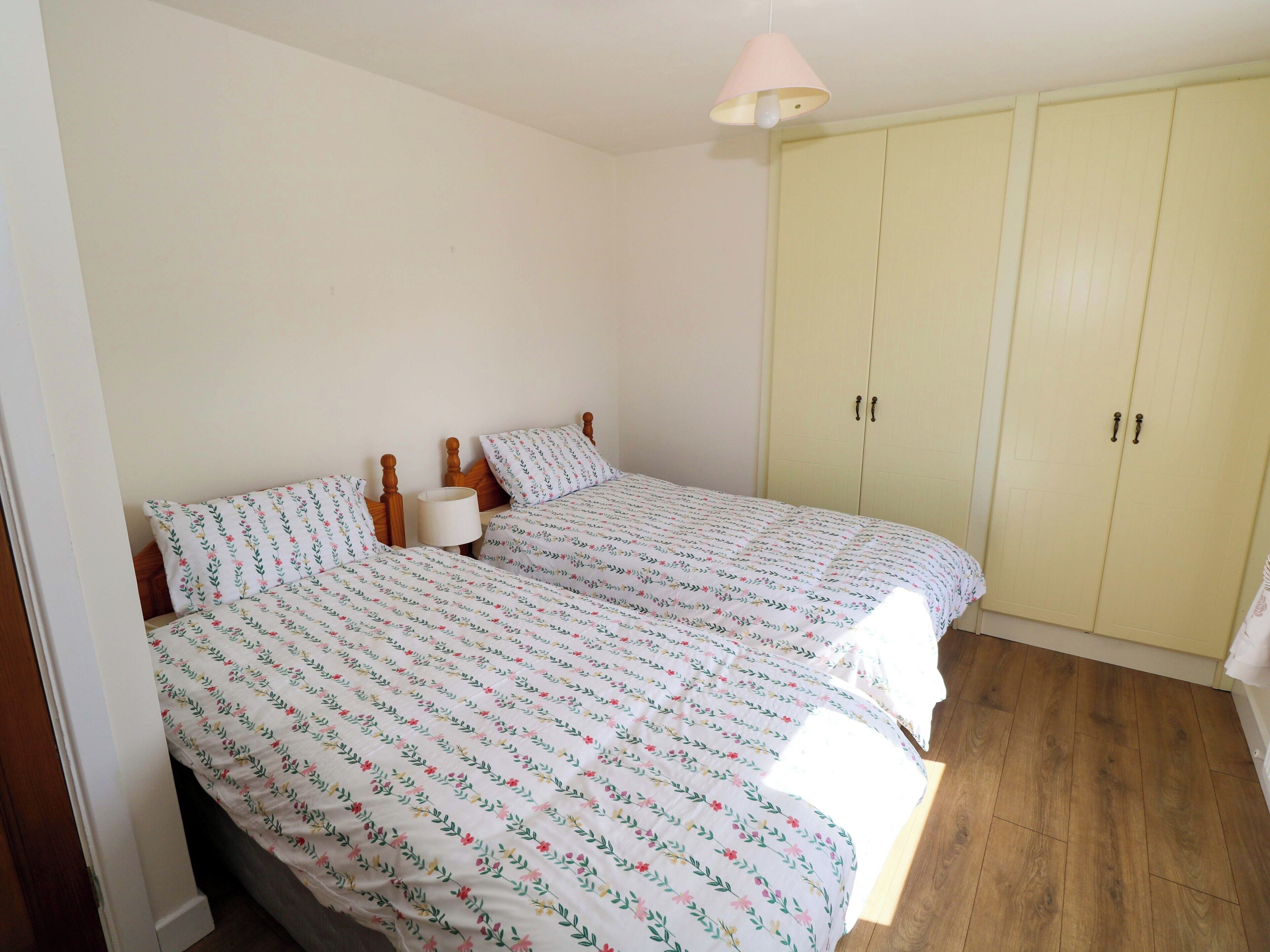 4 bedrooms, individually decorated, individually furnished, free WiFi