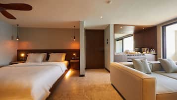 Habitación estándar, vista al mar | Artículos del minibar gratis y caja de seguridad en la habitación