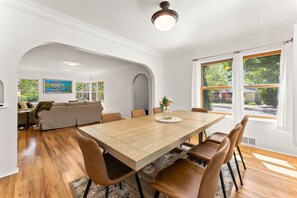Dining - Steps to Downtown | North End Gem (Boise)