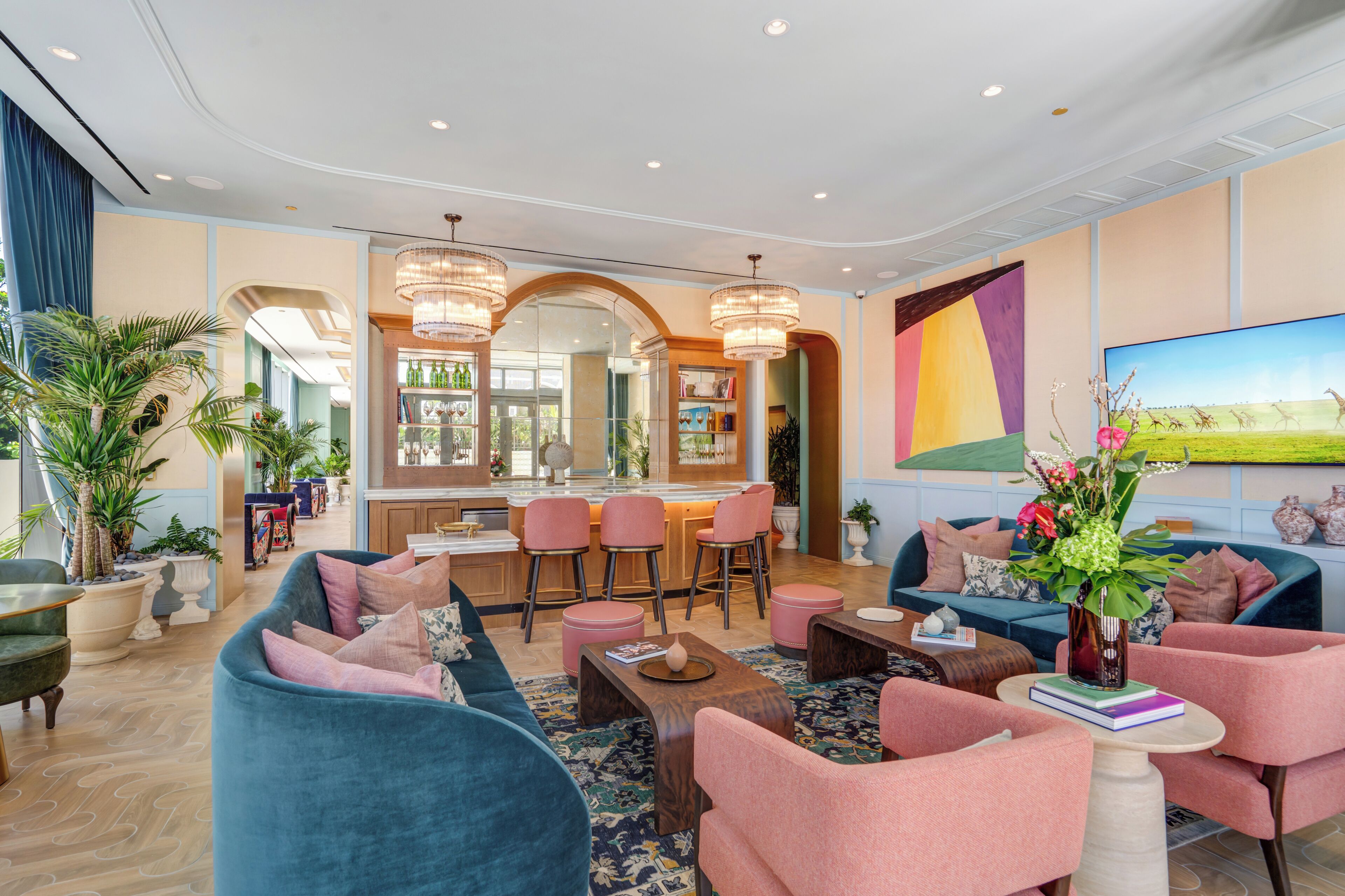 Lobby lounge