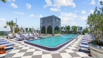 Piscine extérieure