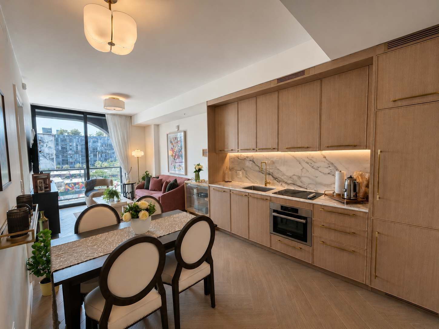 City Apartment, City View | Dining room