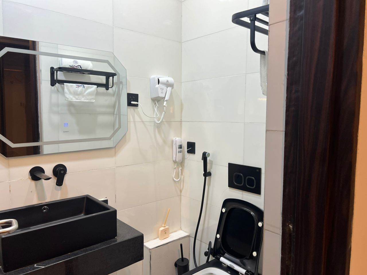 Twin Room, City View | Bathroom | Hair dryer, towels, soap, shampoo
