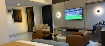 Emilton Hotel