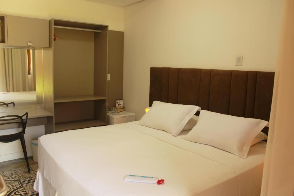 Suite Deluxe, balcone, vista cortile | Insonorizzazione, Wi-Fi gratuito