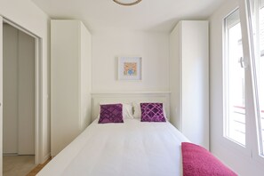 Fer et planche à repasser, Wi-Fi, draps fournis