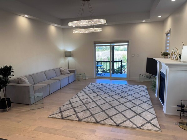 Cozy Lakefront House Retreat For Families&friends - Georgina