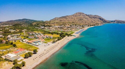 Sinani Beachfront Gems Rhodes - Jacuzzi Apartment