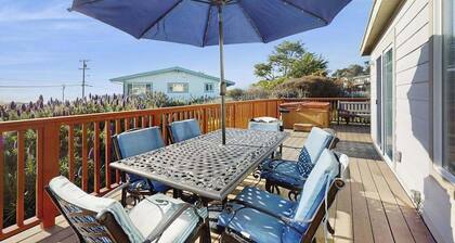 Bodega Bay Dog-Friendly Ocean-View Cottage with Hot Tub