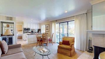 TV, fireplace, offices