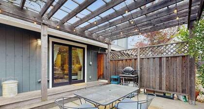 Sonoma Springs Patio Suite near Wineries