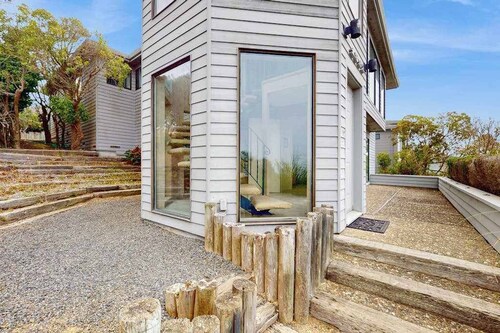 Bodega Bay Oceanview Game Room Retreat & Pool