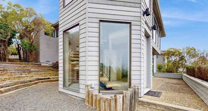 Bodega Bay Oceanview Game Room Retreat & Pool