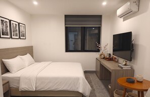 Deluxe Double Room | Free WiFi - July Hotel Quang Binh (Dong Hoi)
