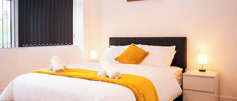 3 chambres, fer et planche Ă repasser, Wi-Fi, literie fournie
