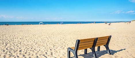 Beach nearby, beach towels