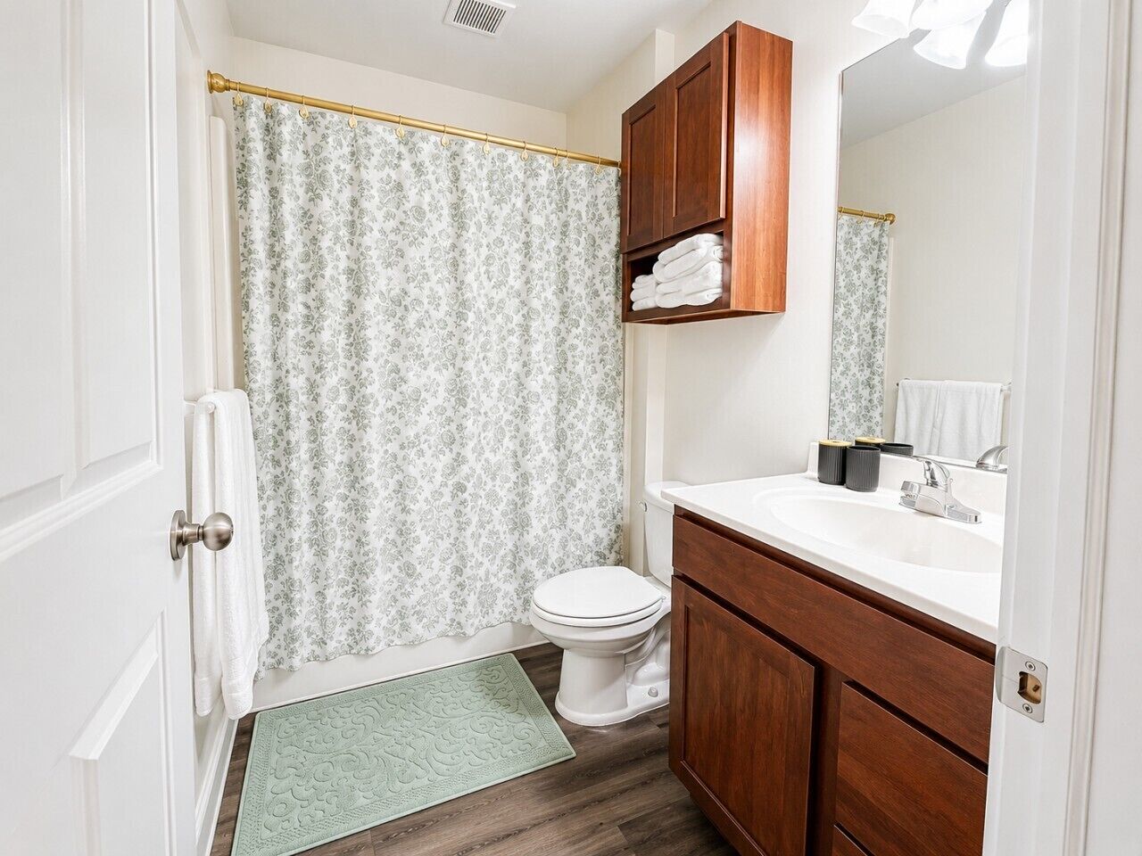 Hair dryer, towels