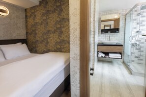 Economy Apartment, Sea View | Wi-fi percuma 