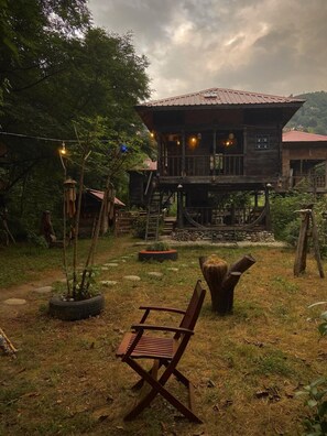 Chalet, Mountain View | Property grounds - Zeni de Vore Serender & House (Ardeşen)