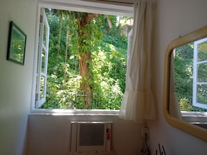 Interior - Two minutes from Copacabana and Leme beach Cozy apartment for 2-4 people (Rio de Janeiro)