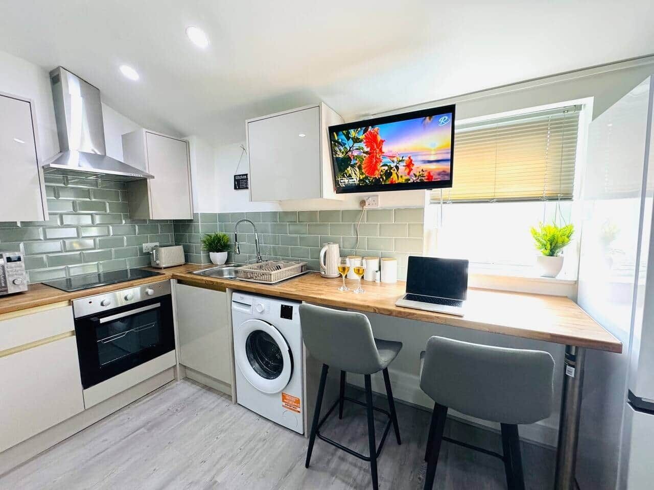 Fridge, microwave, oven, toaster