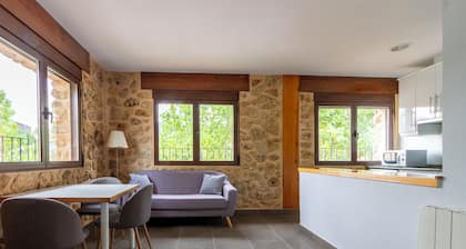 Brand new apartment in the center of Riopar. Unique Views and Maximum Comfort.