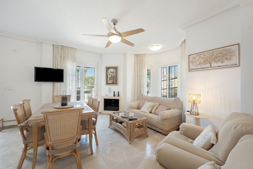 Ferienhaus 'Nouvelle Location Bord De Mer' Mit Meerblick, Wlan Und Klimaanlage - Estepona