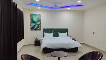 Luxury Studio Suite, Balcony, City View