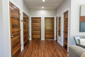 Interior - Perfect new construction apartment centrally located in Troy. (Troy)