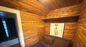 WiFi - Lofty 2 Bedroom Escape (Louisville)