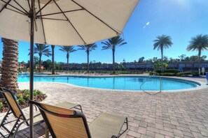 Pool - Resort Townhouse 2b/2b With private Hot Tub Near Disney (Kissimmee)