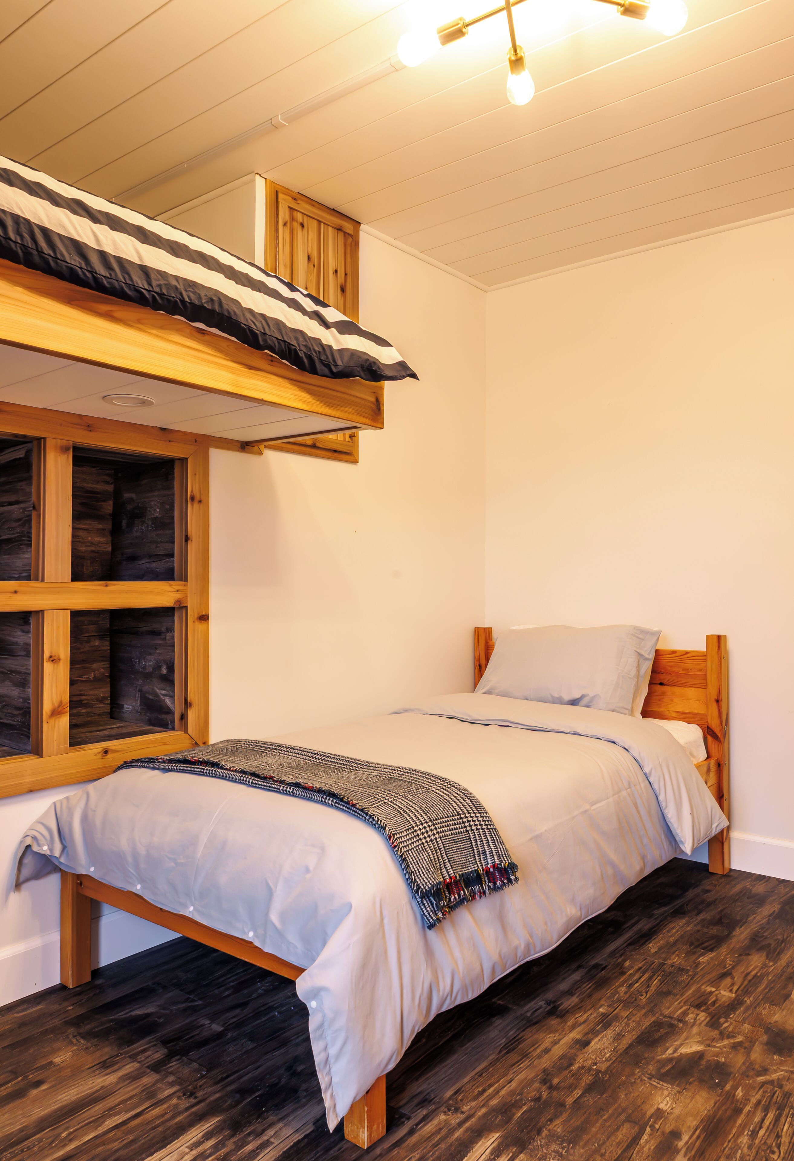 4 bedrooms, free WiFi, bed sheets