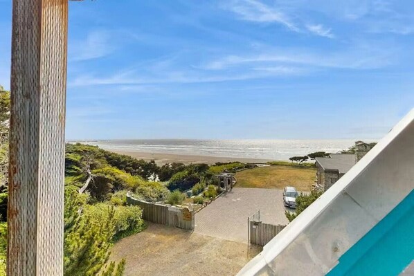Property grounds - The Yaquina House (Newport)
