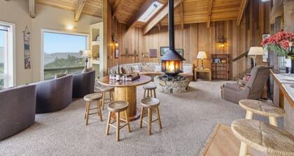 The Yaquina House