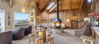 The Yaquina House
