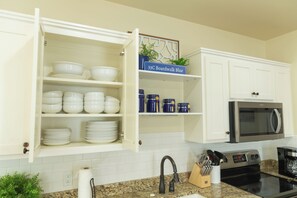 Fridge, microwave, oven, stovetop - Cottage Gem in Heart of Carlton Landing. Walk to Pools, Restaurants & Beach (Carlton Landing)