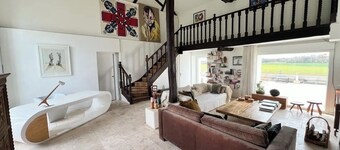 Country house with exceptional view - sleeps 9/11 - swimming pool