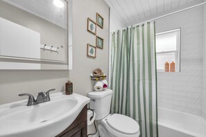Handtücher, Seife, Toilettenpapier