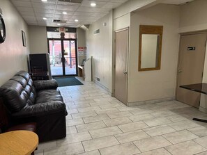 Interior - Riverfront Inn   (Wormleysburg)