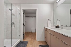 Bathroom - The Silo Park by Stylish Stays (Salt Lake City)