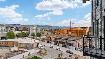 Apartment, 2 Bedrooms, Kitchen, Park View | Teres/patio