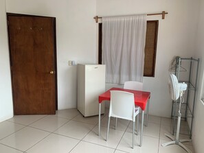 Dining - BRISAMAR GUESTHOUSE (Puerto Escondido)