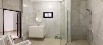 Charming 3-bedroom villa with AC in superb Abidjan location
