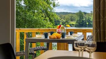 Mobile Home Confort, 2 chambres, vue lac | Terrasse/Patio
