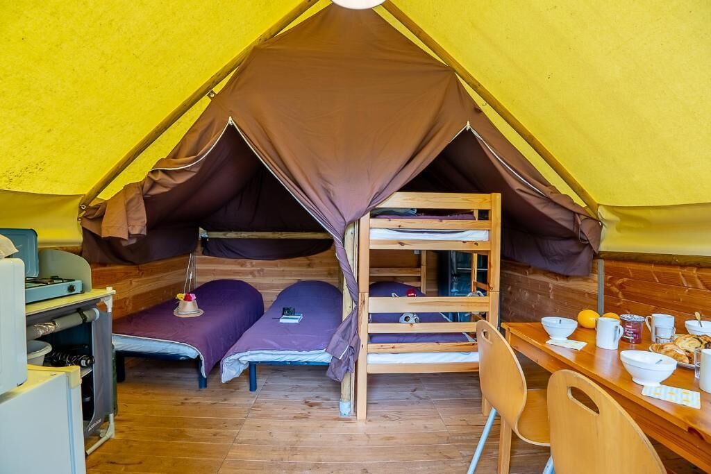 Tent, 2 Bedrooms | Cribs/infant beds, bed sheets