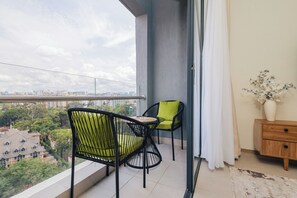 Interior - Cozy 1 Bedroom in Westlands. City Views on 13th floor + Pool + Gym + Sofa-bed (Nairobi)