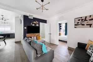 Appartement Familial, 2 chambres, 2 salles de bains (Self check-in) | Coin séjour