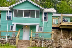 Exterior - Historic Bagnell Jailhouse Cabin • Osage River/Lake Ozark • 
Near Bagnell Dam (Bagnall)
