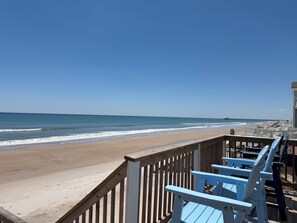 Beach - Oceanfront Luxury Retreat  5BR Sleeps 18  Newly Renovated (North Topsail Beach)